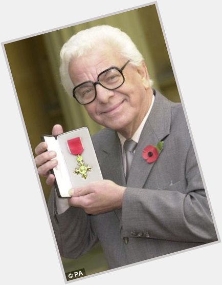 Happy 82nd birthday to comedy great, Barry Cryer! 