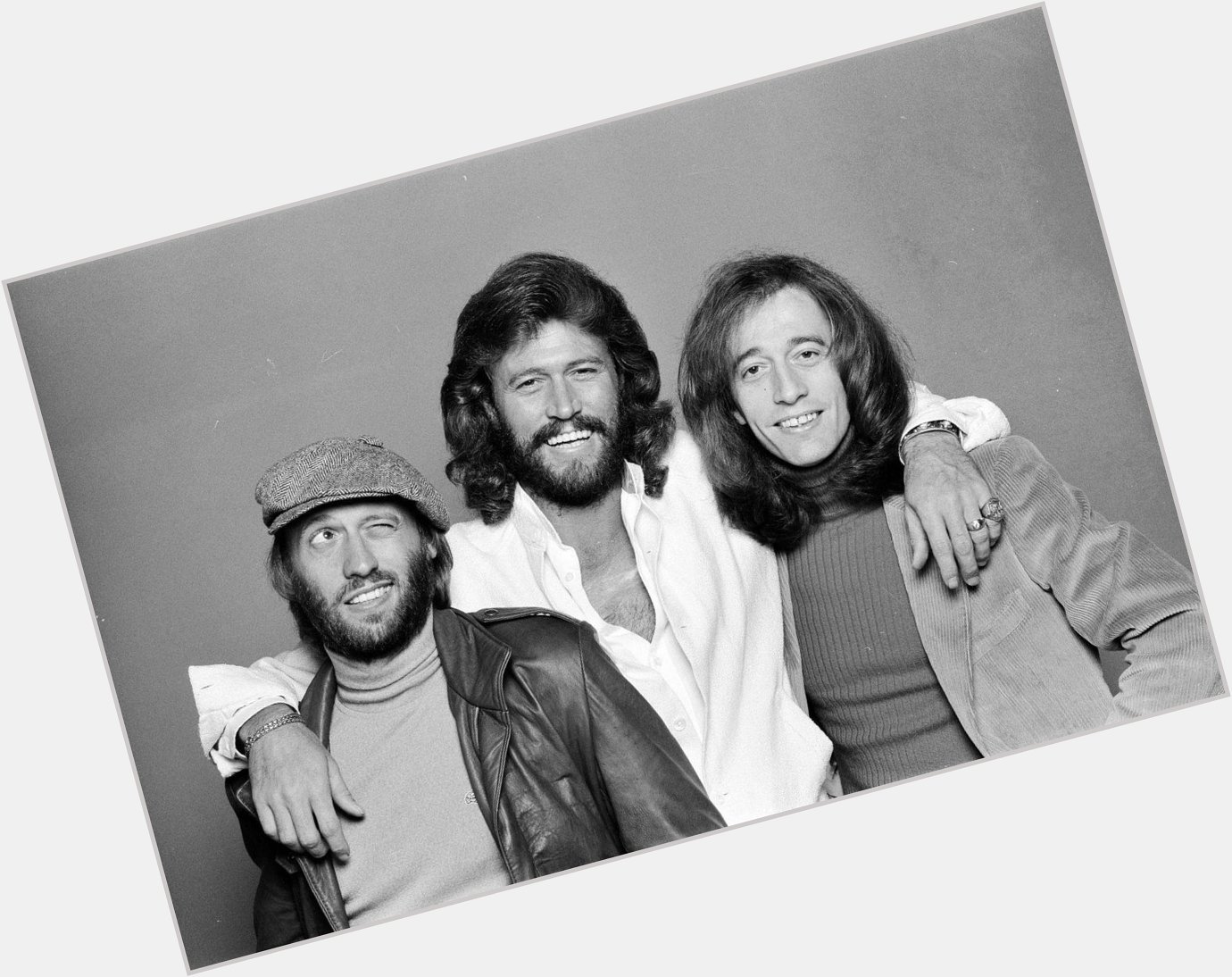 Happy 73rd birthday to Bee Gees legend Sir Barry Gibb! Here he is with his beloved brothers... 