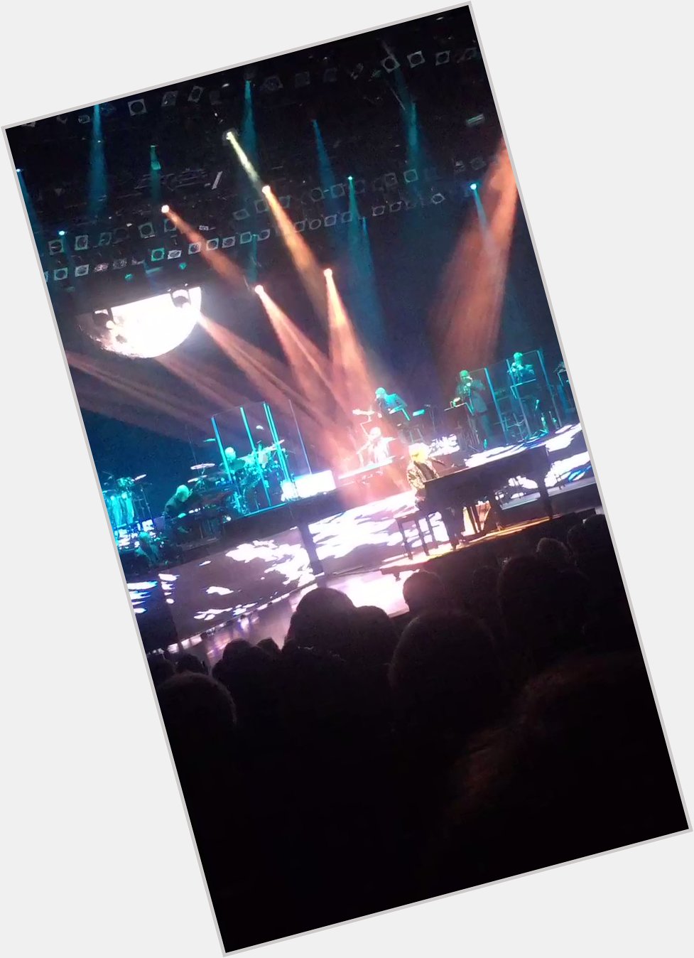 Take me back!! Lol when I seen Barry Manilow!  what a show!! Happy birthday Mr. Mainilow! 