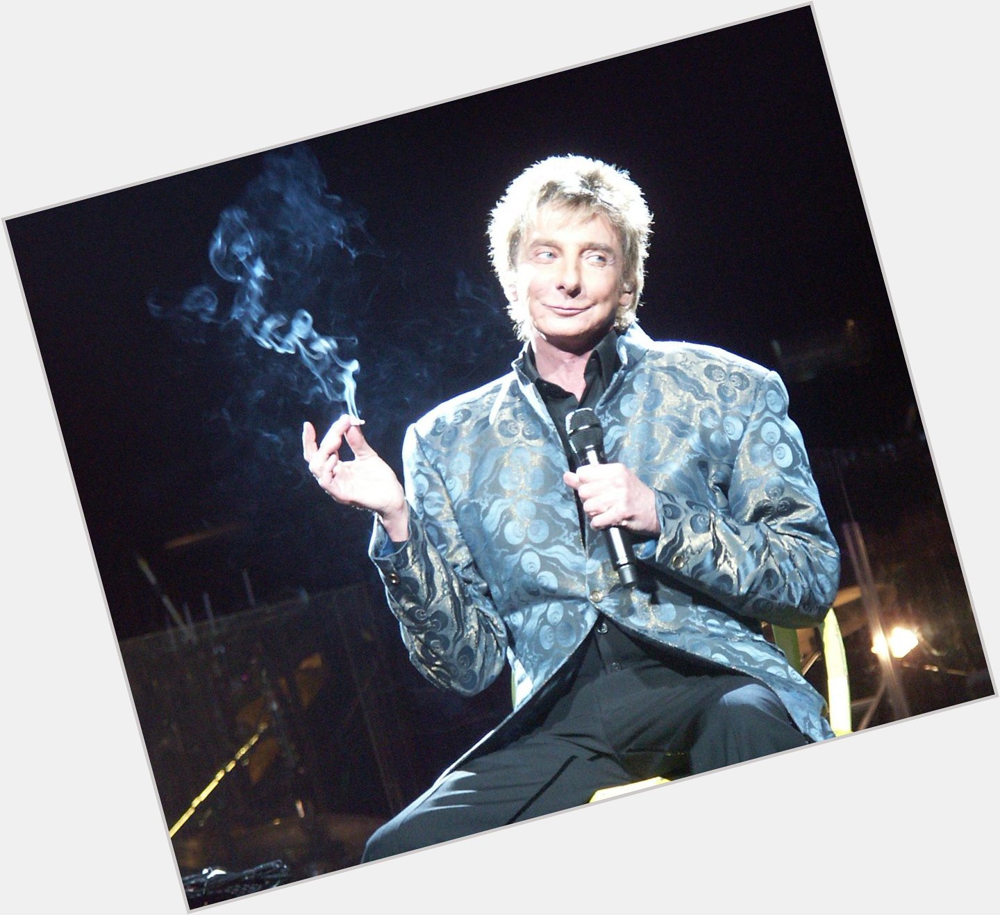 Happy Birthday to Barry Manilow who turns 74 today! 