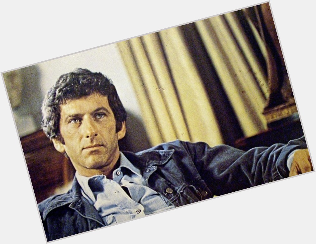 A very Happy Birthday today to the actor Barry Newman 