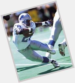 Happy Birthday to Barry Sanders one of the greatest running back of all time 
