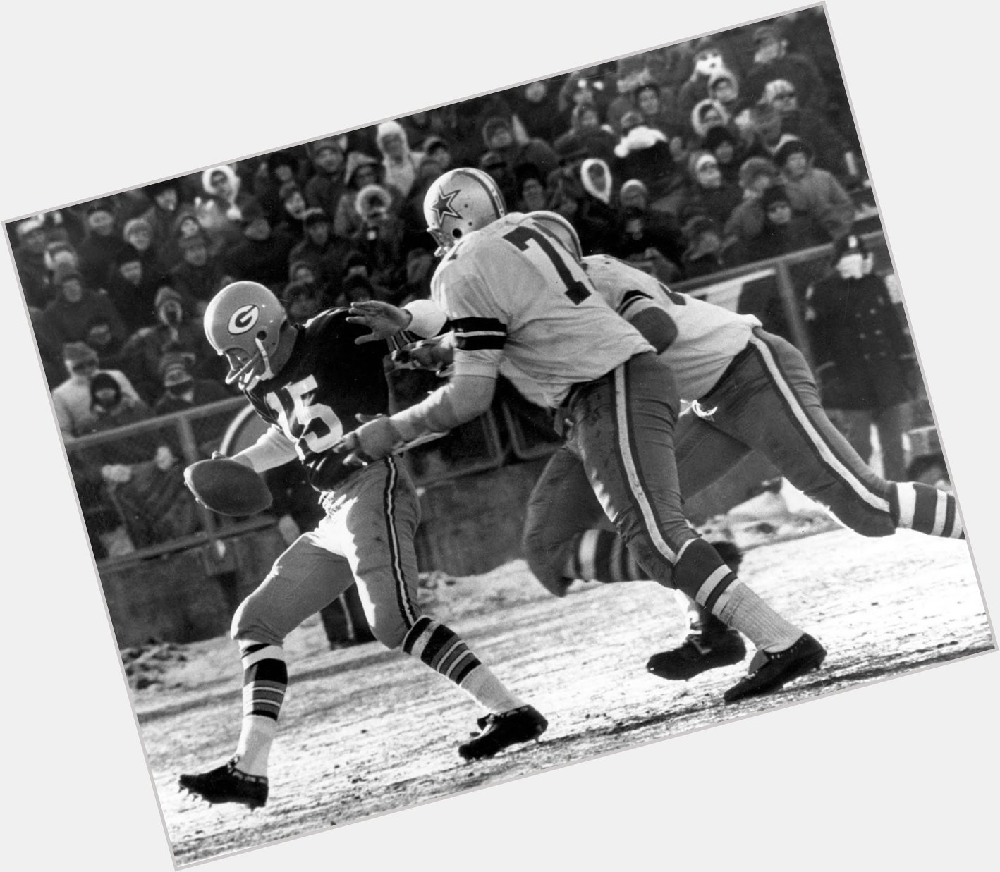 Happy birthday 81st birthday to Packers legend Bart Starr! Make him proud on Sunday 