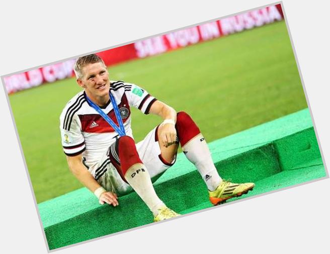 Lol " Happy birthday Boss! Remessage 2 wish Bastian Schweinsteiger a very happy birthday. 