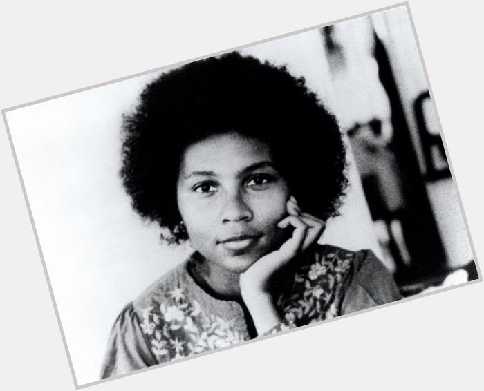 Happy Birthday to one of the greatest thinkers, leading feminists and political activists of our time, bell hooks! 