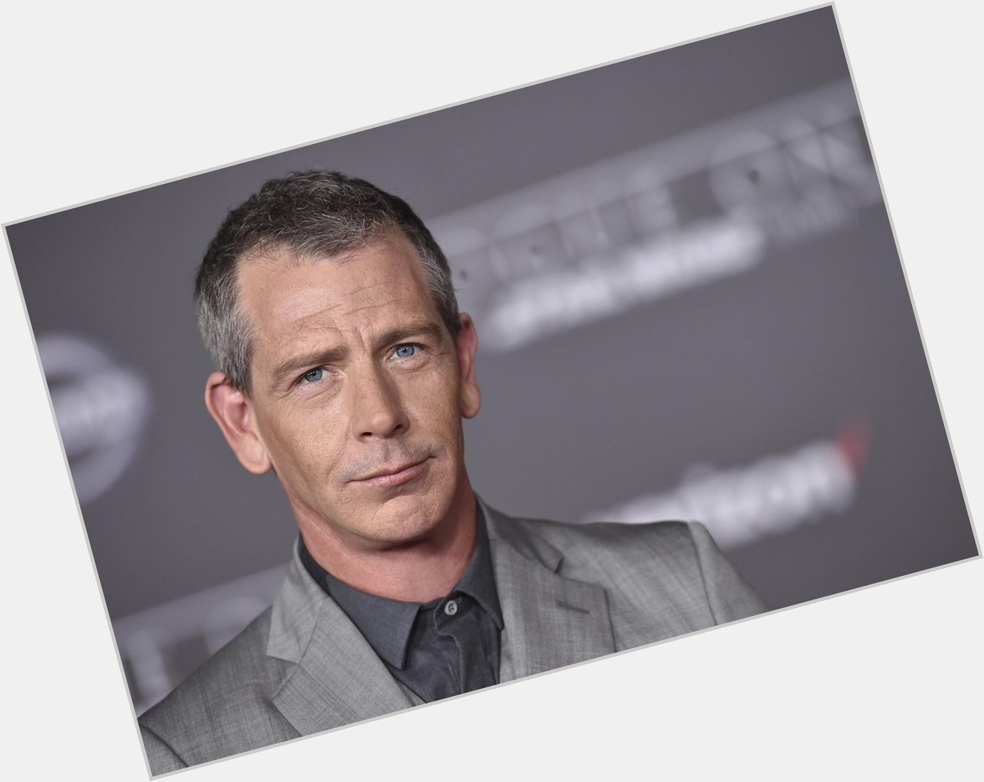 Happy birthday to Ben Mendelsohn, who played Orson Krennic in Rogue One! May the Force be with you! 