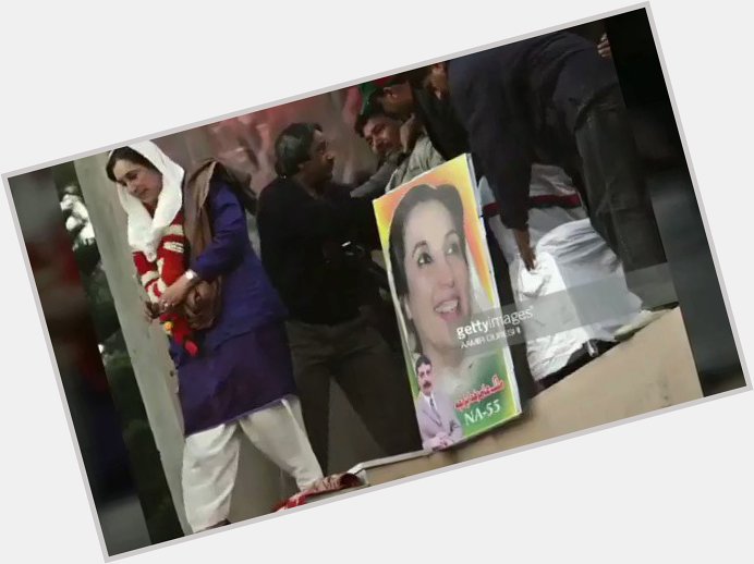 Chalay Jo Hogay Shahadat Ka Jam Pi Kar Tum..
Happy Birthday Benazir, Sada Jiye Benazir Bhutto! 