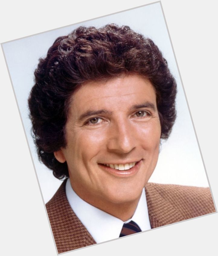 Happy Birthday to the late Bert Convy who would\ve turned 89 today - host of Tattletales and Super Password 