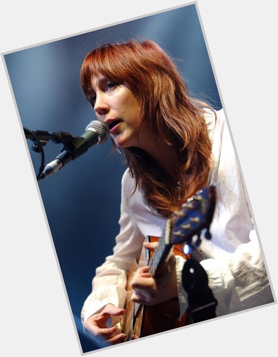 Big happy birthday wishes today to chanteuse Beth Orton! 