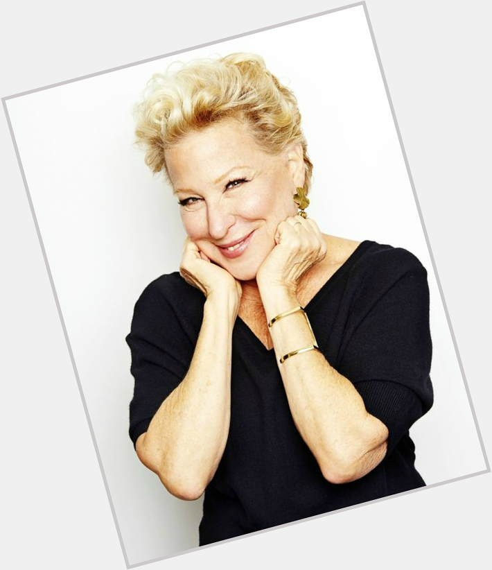 Happy 76th Birthday to Bette Midler! 