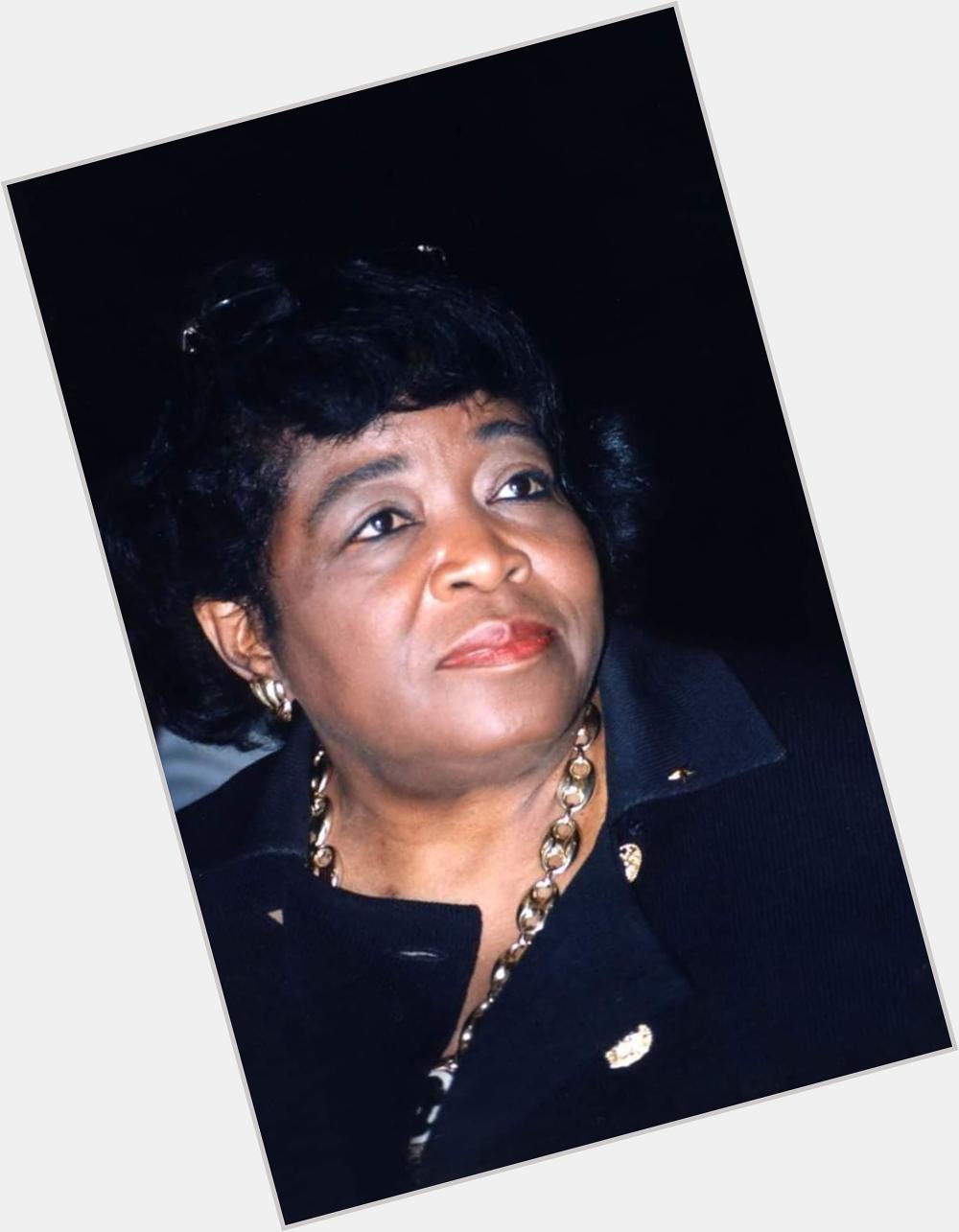 Happy Birthday to the late great civil rights activists & educator Betty Shabazz. 