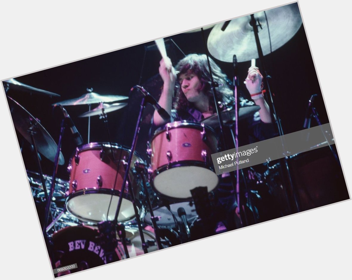 And a very happy birthday to the great Bev Bevan!!! 