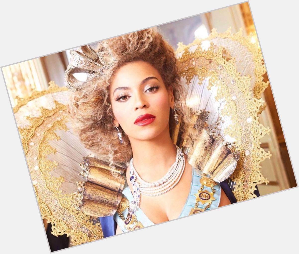 Happy birthday to the beautiful queen Beyoncé Knowles Carter She\s been my biggest idol for so many years now 