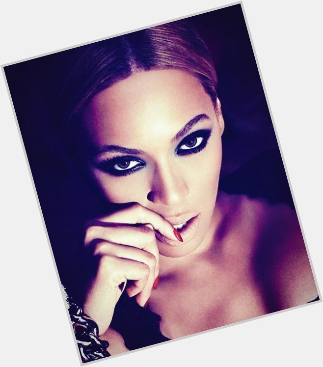 A very happy birthday to the Queen to all our Hearts:\"Ms.Beyoncé Knowles\" 