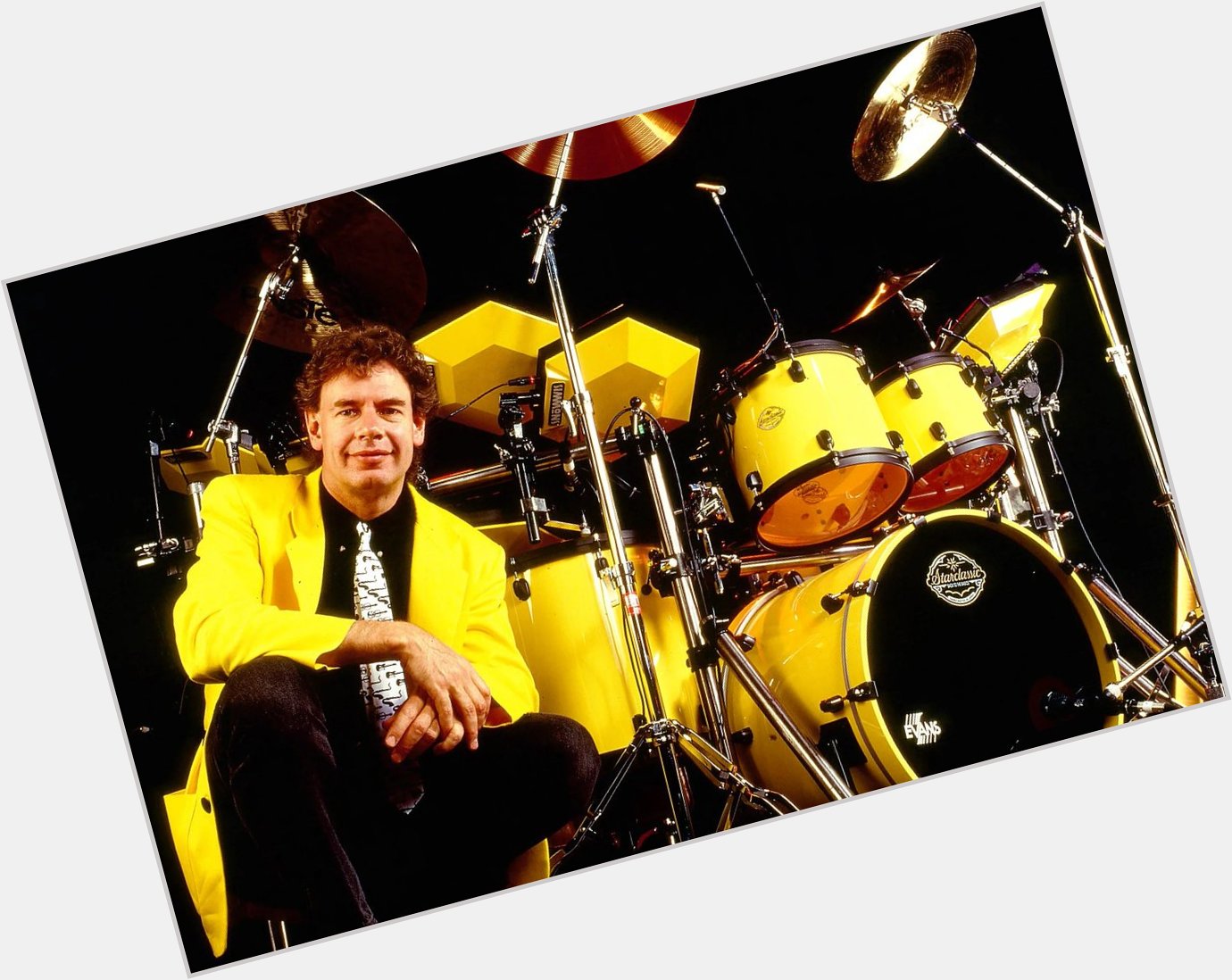 Happy 74th Birthday to the amazing master drummer Bill Bruford  of YES, King Crimson, and many more. 