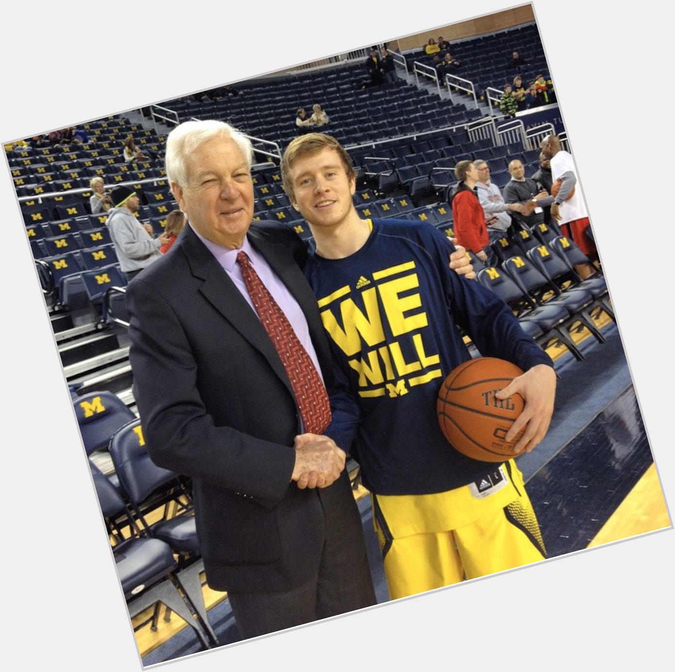 Happy Birthday to the legendary Bill Raftery!  Always enjoyed our pre and post game talks.  Enjoy your day! 