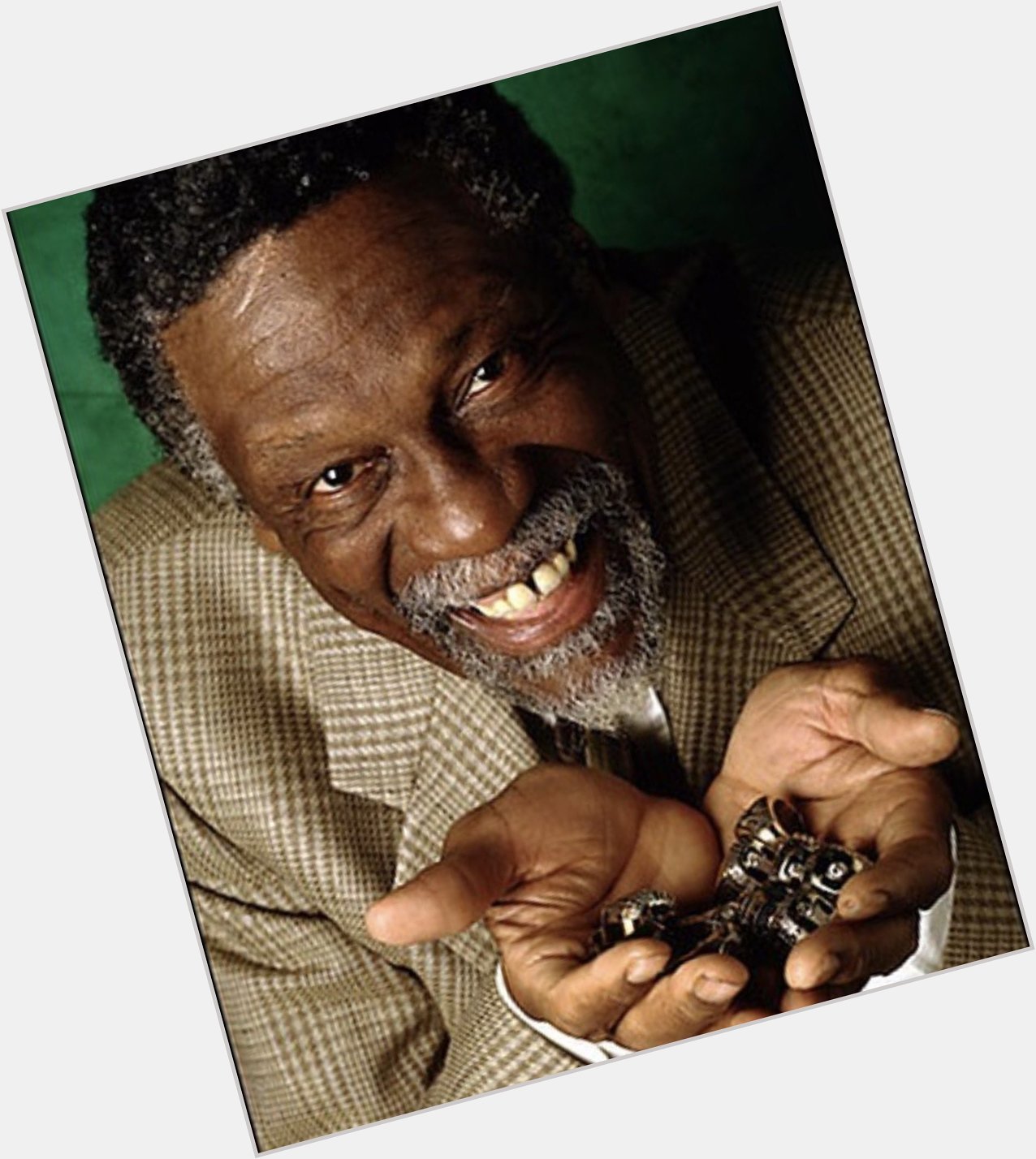 Happy birthday to Bill Russell! 

13 years, 11 rings 