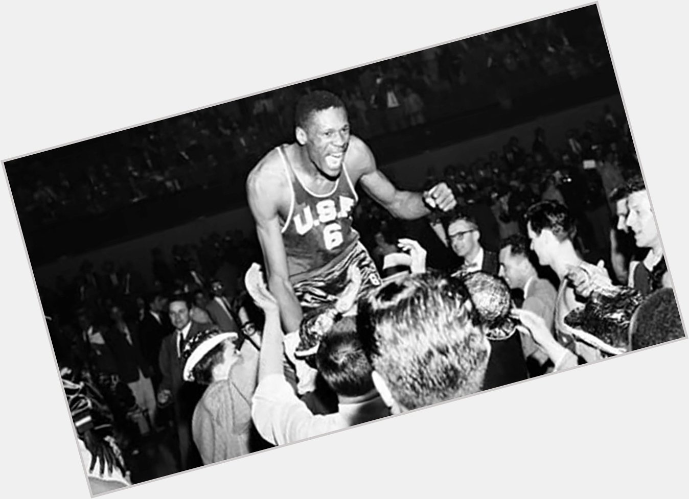 Happy birthday to one of the greatest winners of all-time! 

Bill Russell turns 87 today! | 