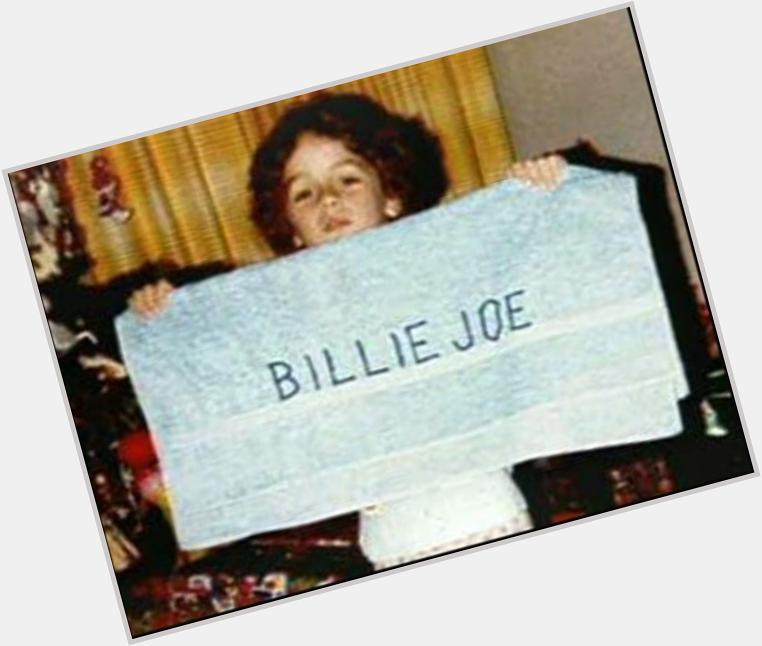     HAPPY F×CKING 43rd BIRTHDAY TO ONE OF MY INSPIRATIONS, BILLIE JOE ARMSTRONG. HAVE A ROCKING ASS DAY    