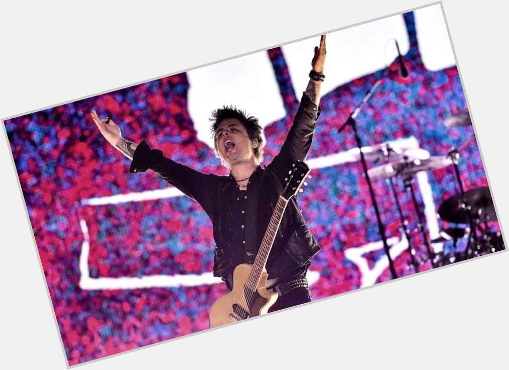 Happy BDay to the legend Billie Joe Armstrong of   