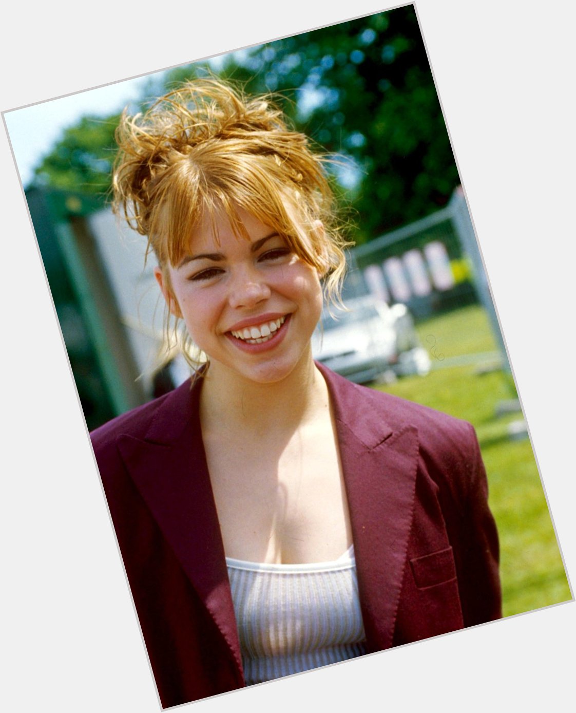   Lookmagazine: Happy 33rd Birthday Billie Piper!
Check out our celebs as teens gallery right here 