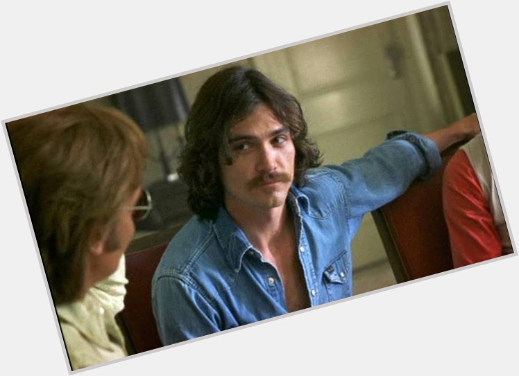 Happy birthday Billy Crudup. He was the perfect embodiment of a 70 s rock star in Almost famous. 
