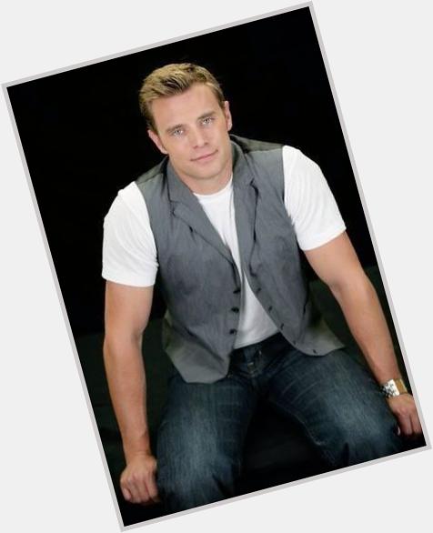 I wanna wish a happy 35th birthday 2 Billy Miller I hope he has a great day with his family & friends 