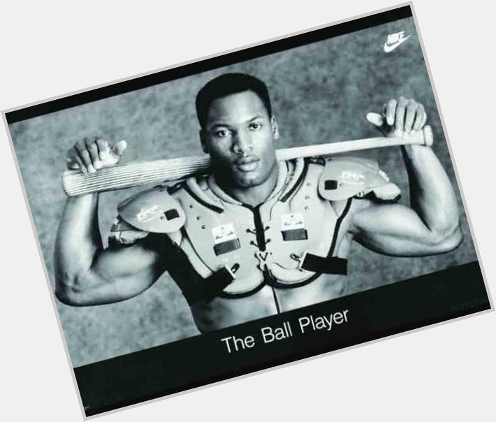 Bo Jackson the man who seemed to be able to do anything turns 52, today. Happy Birthday Bo! 