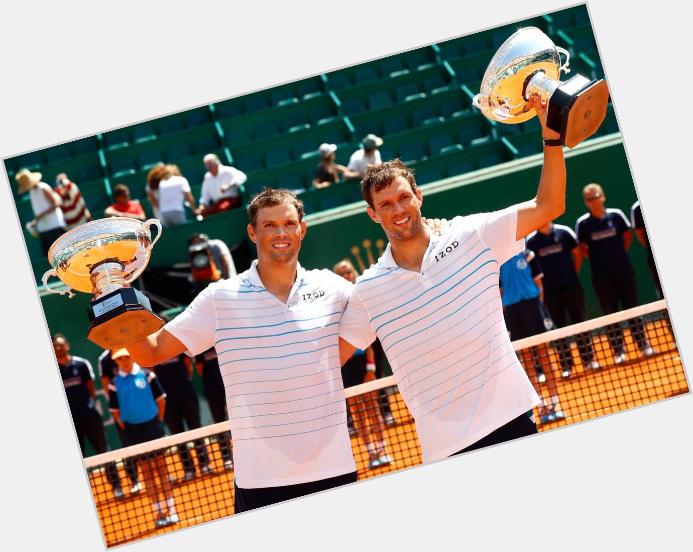 Happy 40th Birthday to our favorite duo, Mike & Bob Bryan!       