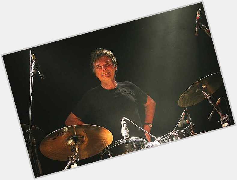 May 2, 1946 -- Future Kinks drummer Bob Henrit is born in Broxbourne, Hertfordshire, England. Happy Birthday Bob! 