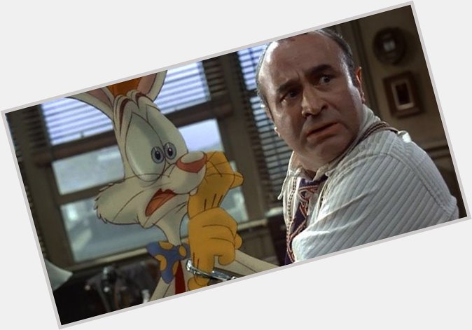 Happy birthday to the late Bob Hoskins, born on Oct. 26, 1942. He is best known for his iconic role in this film. 