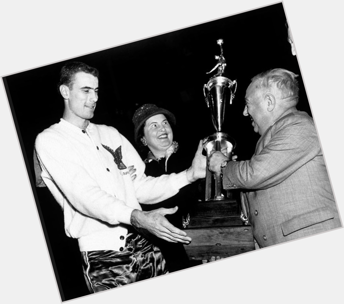 Happy 82nd BDay to HOFer Bob Pettit! 
Member of 1958 Hawks, only team to beat Bill Russell/Celtics in NBA Finals 