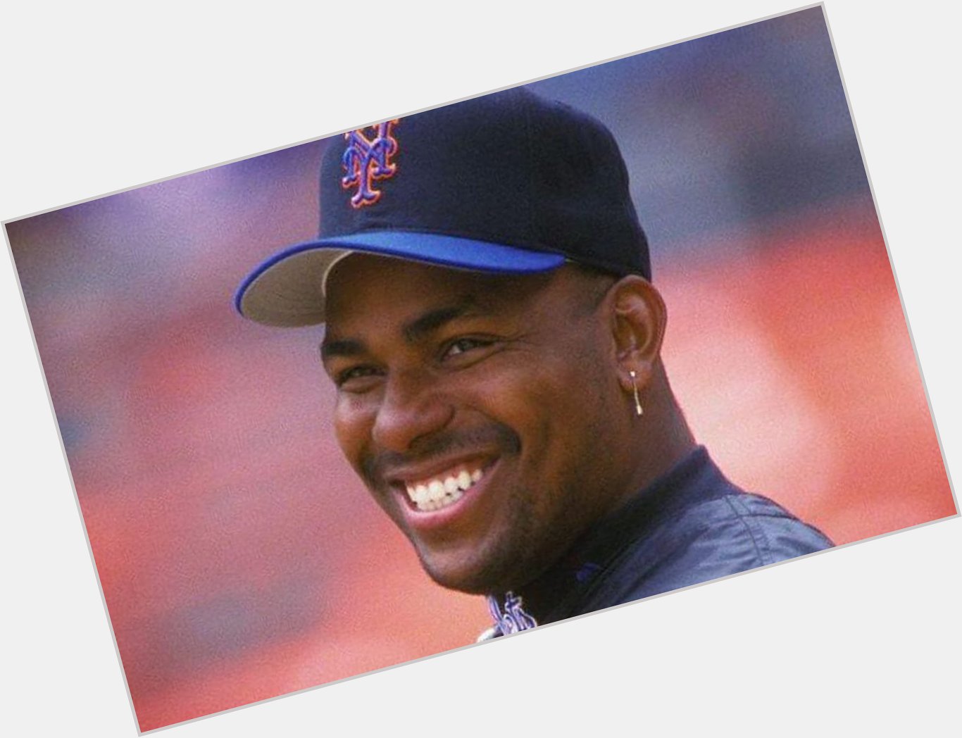 Happy 59th birthday to Bobby Bonilla!

Hey did you know that the Mets... 
