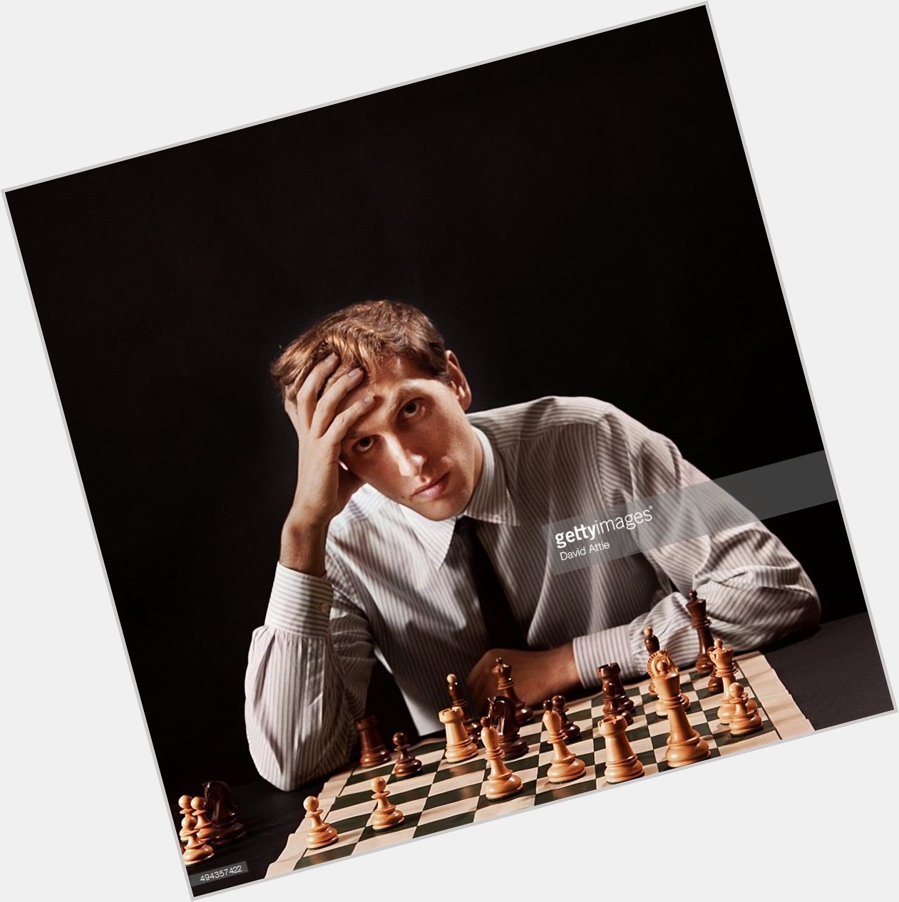 Happy birthday to Bobby Fischer who would have been 74 today :(  