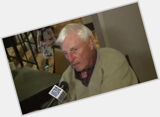 Happy 81st birthday Bobby Knight! Hey Bobby, who is the smartest man ever in basketball? 