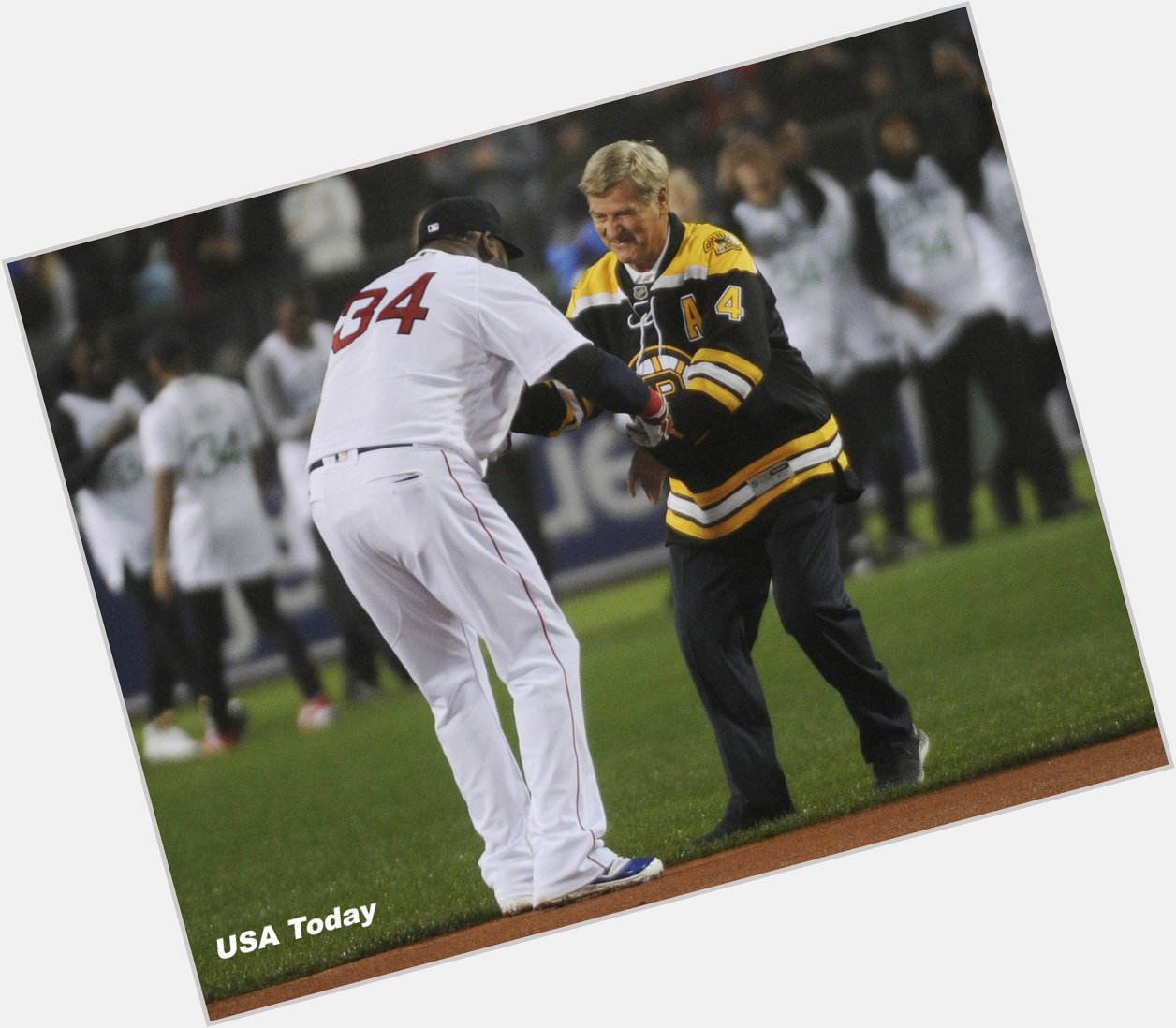 Happy 69th birthday, Bobby Orr! 