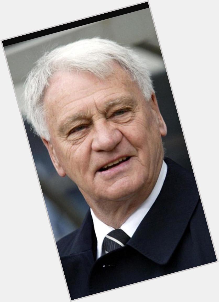 Bobby Robson was born on this day in1934 in County Durham, he would have been 82 today. Happy Birthday Sir Bobby. 
