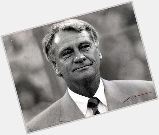 On this day, in 1933, a football legend was born. Happy birthday Sir Bobby Robson. He would have been 82 today. 