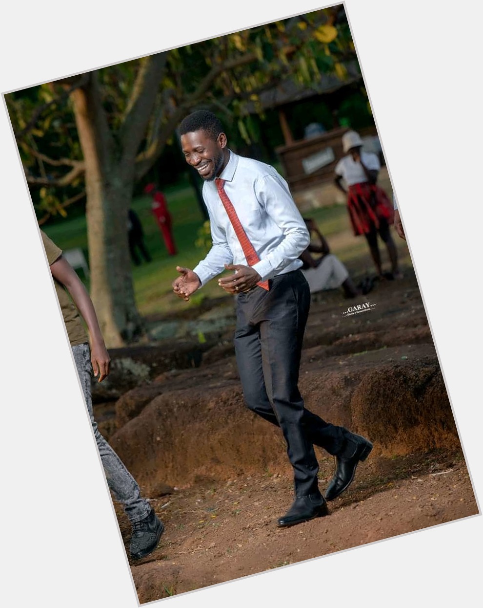 H.E BOBI WINE, HAPPY BIRTHDAY.
MAY YOU LIGHT MORE CANDLES IN LIFE. 