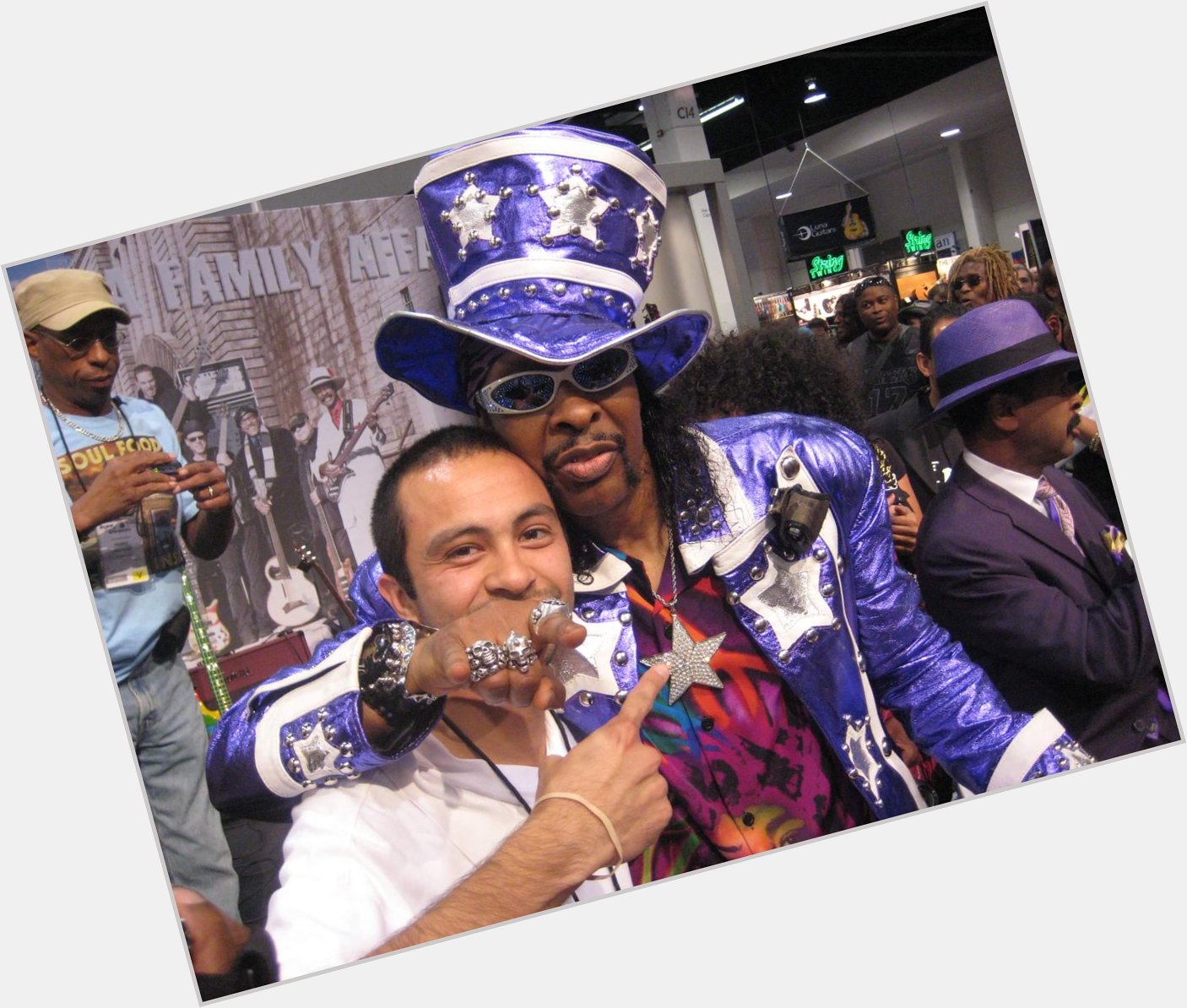 Happy Bday to the Funk
 Master Teacher, Great Times!!!
\"Bootsy\" Collins (October 26, 1951) 