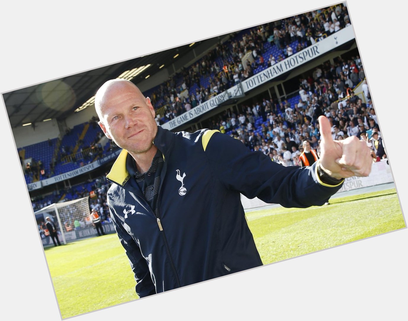 Happy 44th(!) birthday to goalkeeper Brad Friedel. 

Premier League matches: 450
Premier League clean sheets: 132 