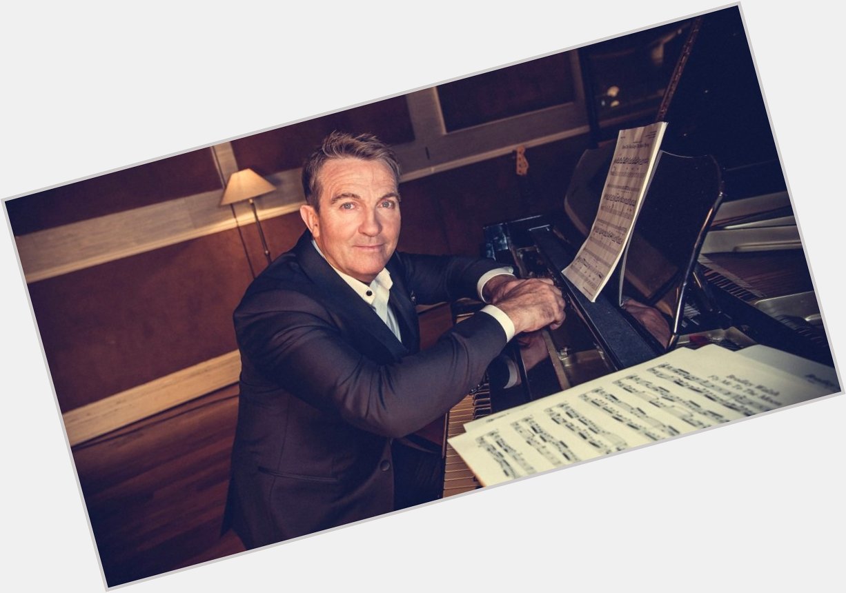 Happy 60th birthday to Bradley Walsh! A man of many talents, music is certainly among them... 