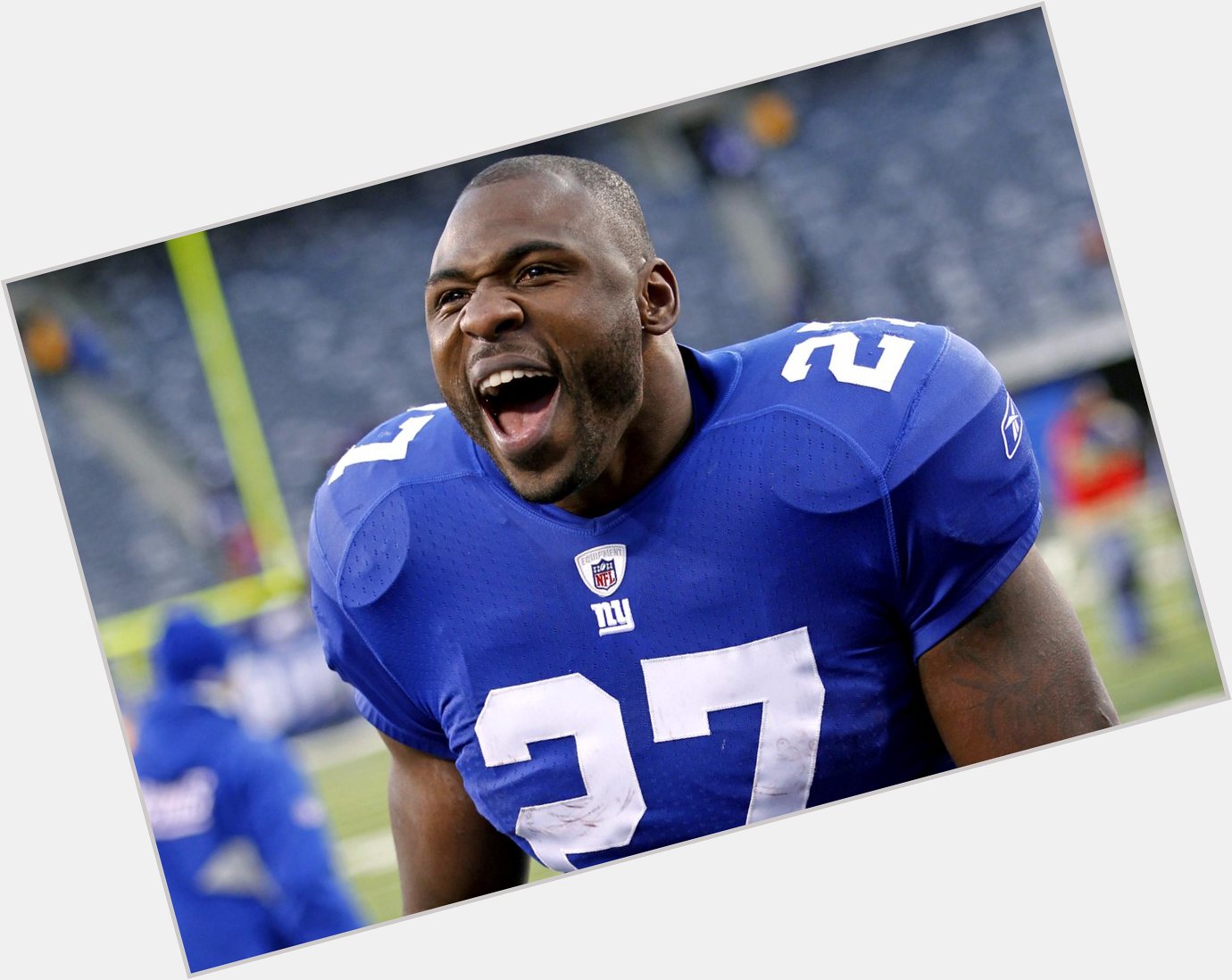 Happy 33rd birthday to the one and only Brandon Jacobs! Congratulations 