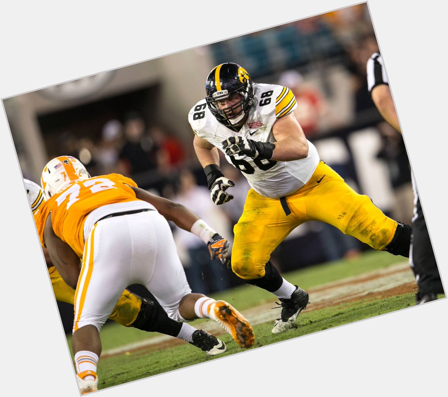 Happy Birthday to Brandon Scherff! | Enjoy your day. Go Hawks! | 