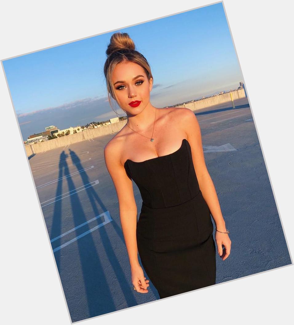 Happy 22nd Birthday to super cute Brec Bassinger  