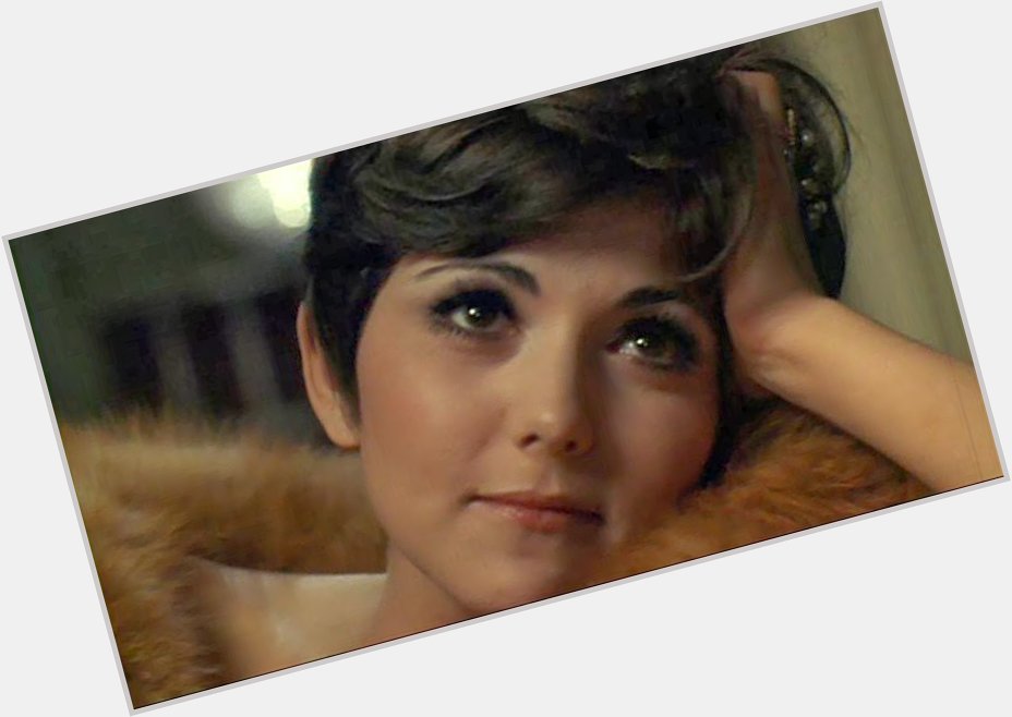 Happy birthday to the beautiful and talented Brooklyn-born Italian actress Brenda Vaccaro! Remember Midnight Cowboy? 