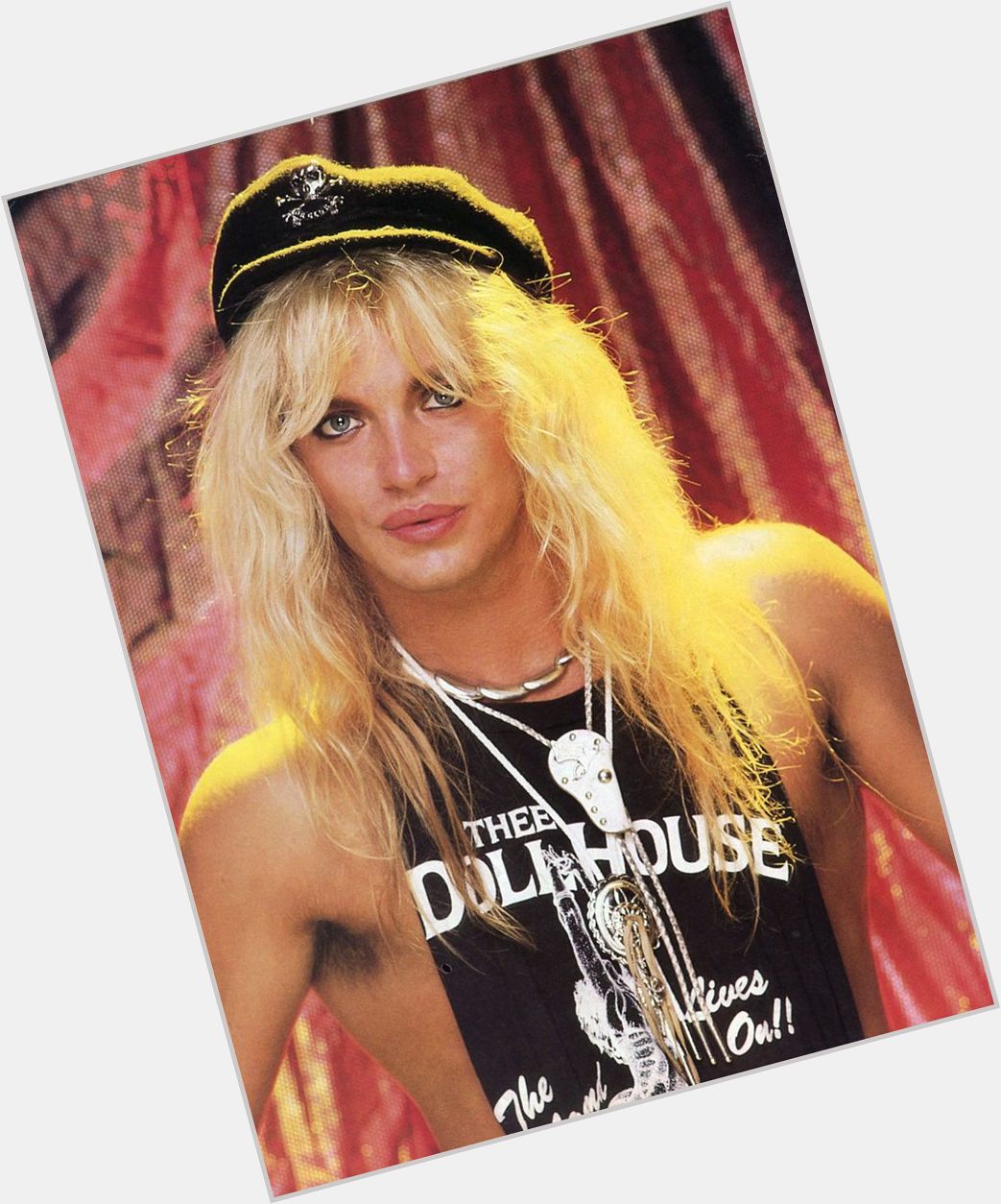 Happy birthday BRET MICHAELS.
Bret Michael Sychak Frontman, lead singer for born on this day March 15, 1963. 
