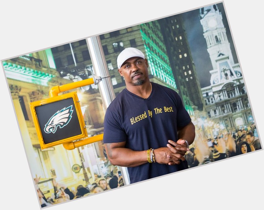 Happy Birthday to Brian Dawkins! One of the greatest players of all time! Stay blessed, Weapon X! 