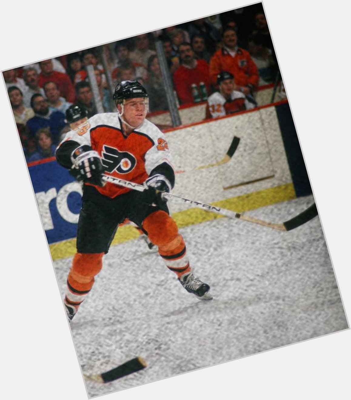 Happy birthday Brian Propp, born on this day in 1959.   