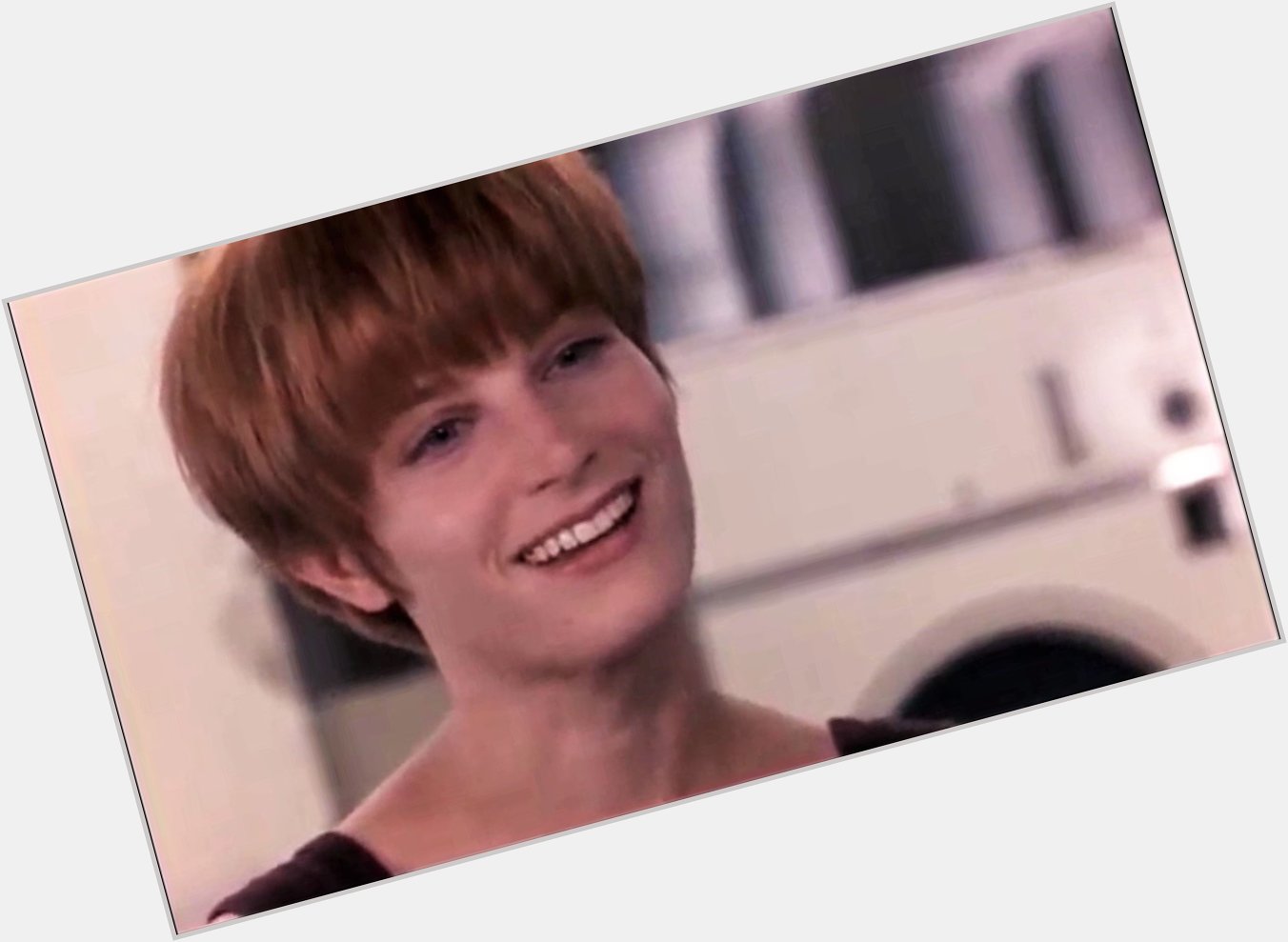 Happy Birthday Bridget Fonda! Fave film - \"Single White Female\" (1992)  